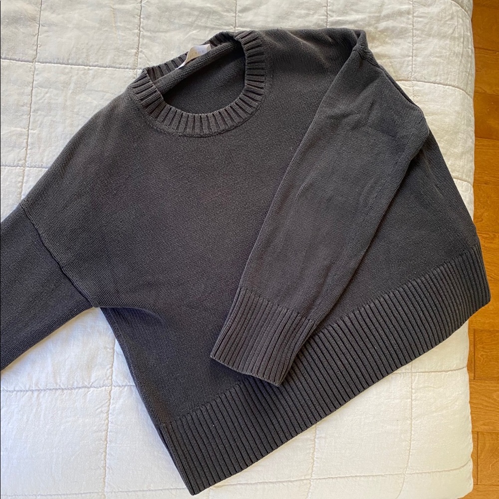 Everlane Soft Cotton Square Crewneck